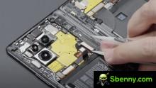 X Fold2 disassembly process