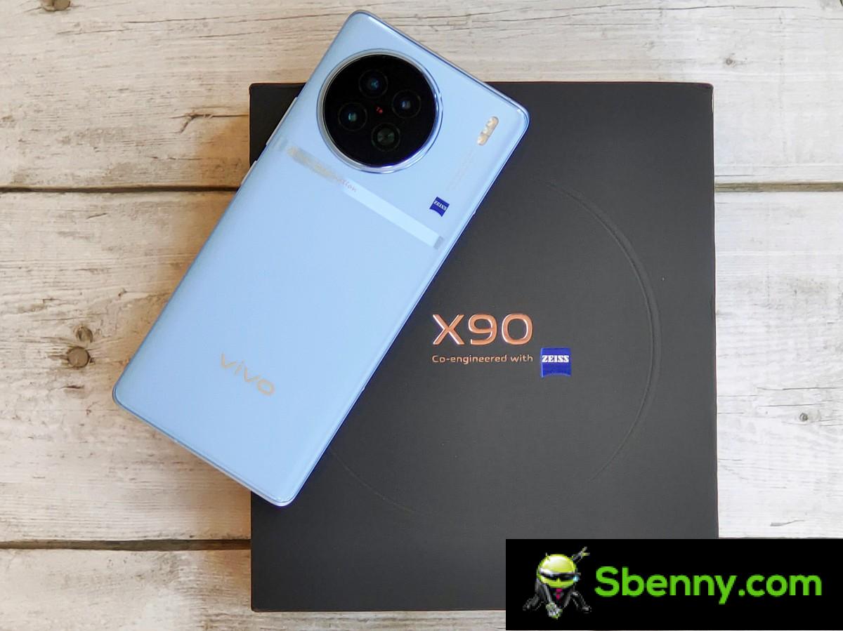 Hands-on review of vivo X90
