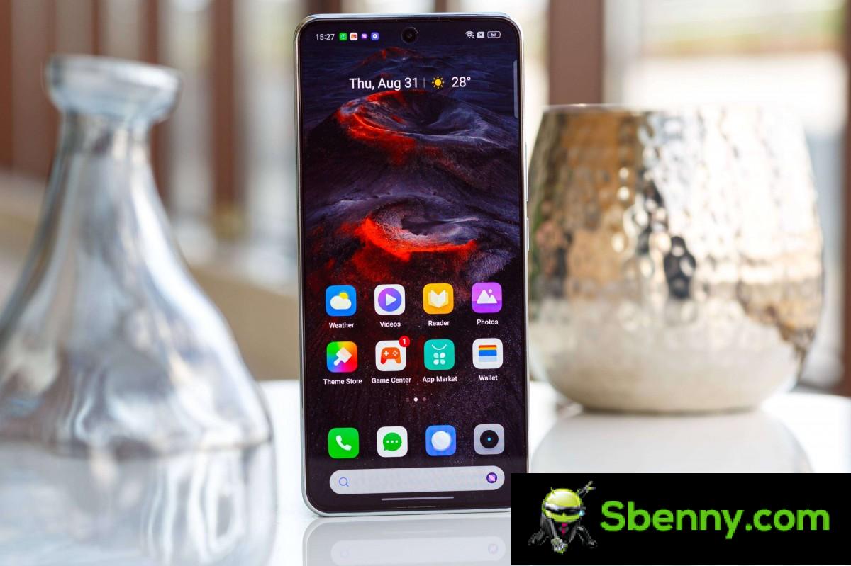 Unboxing of the Realme GT5 240W