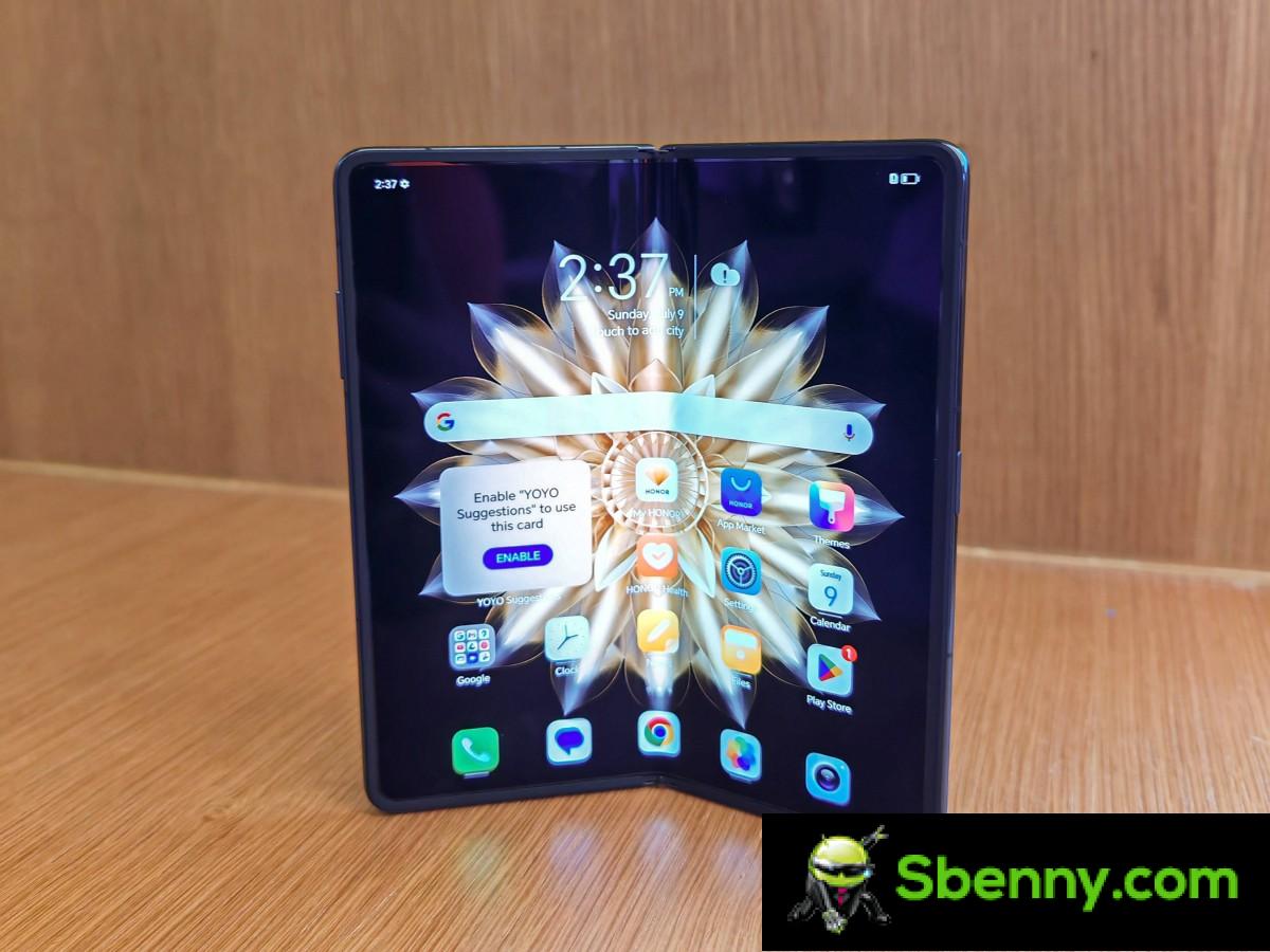 Honor Magic V2