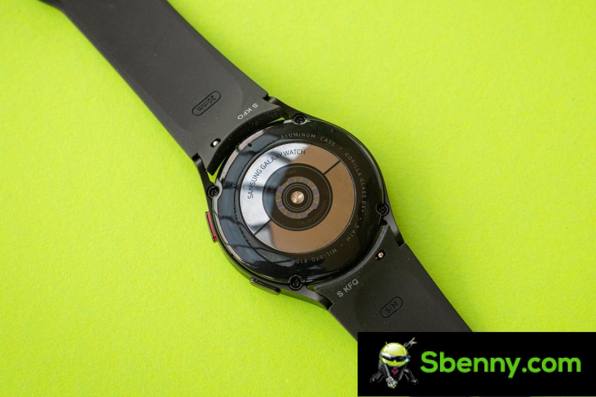 Samsung Galaxy Watch4 and Galaxy Watch4 Classic receive Wear OS 4 update