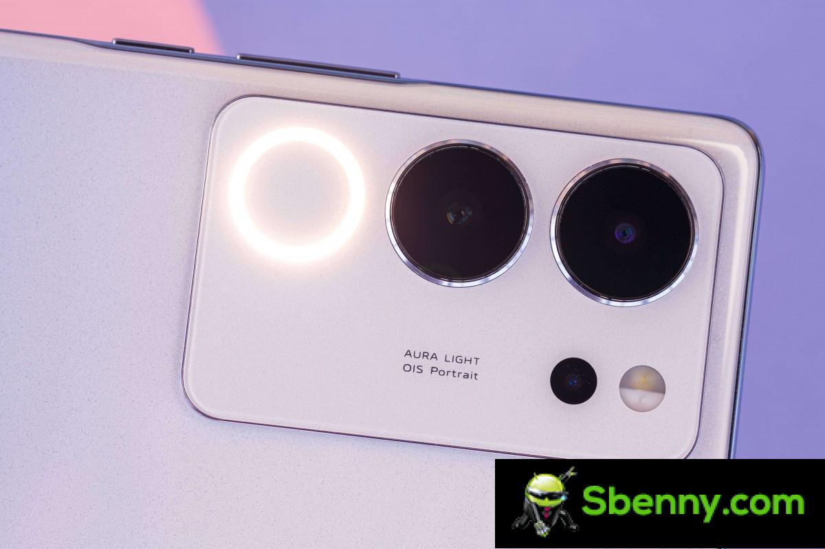 Vivo V29 in the Starry Purple version