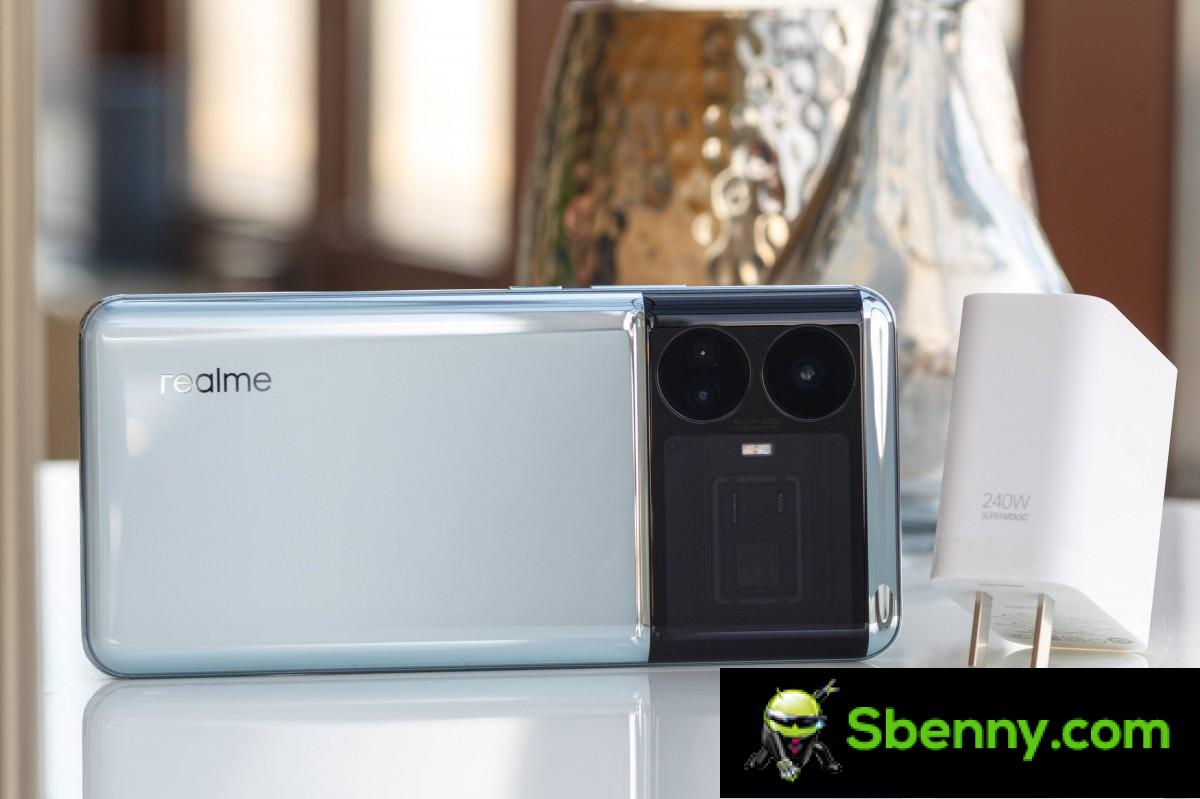 Realme GT5 240W charging test 