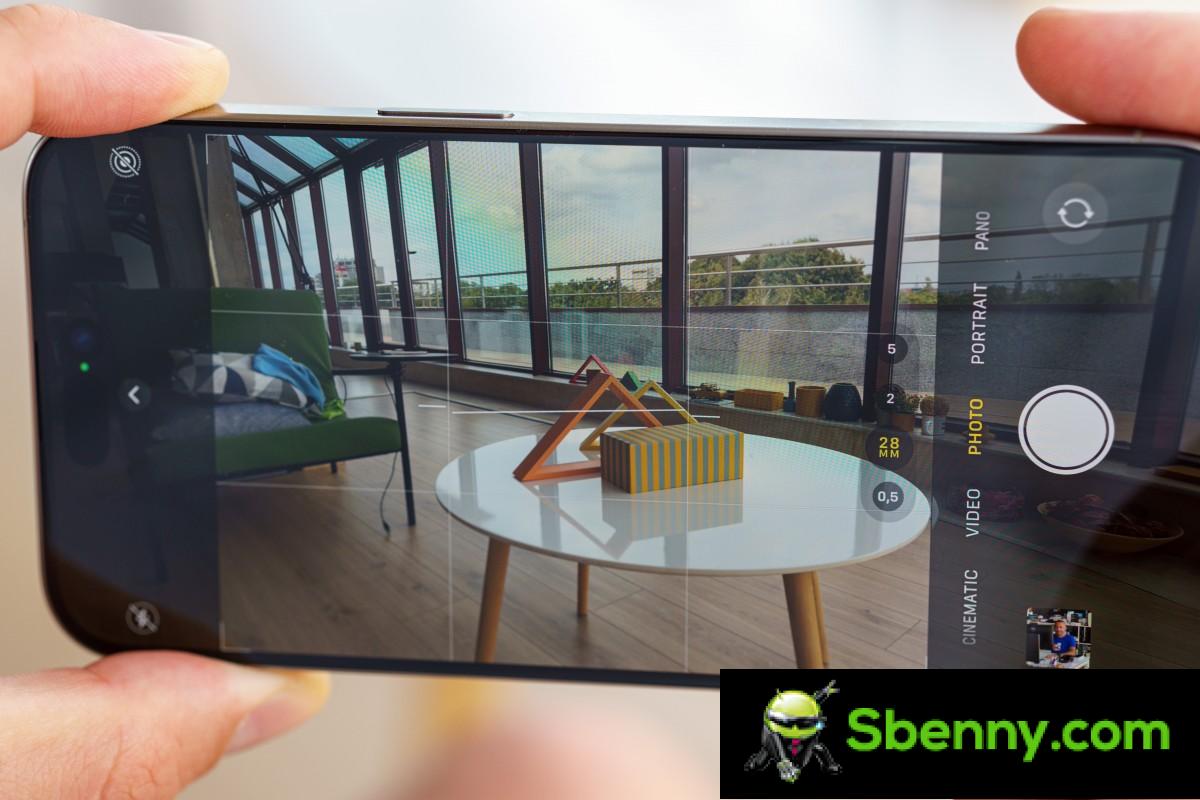 Are the new 28mm and 35mm modes on the iPhone 15 Pro better than digital cropping?