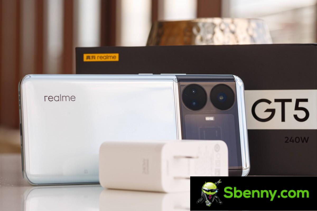Realme GT5 240W charging test 