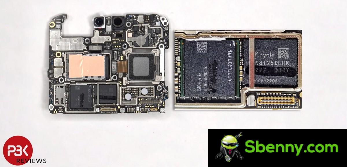 The motherboard of the Huawei Mate 60 Pro