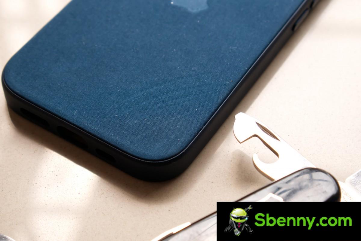 Hands-on with the Apple FineWoven case and wallet