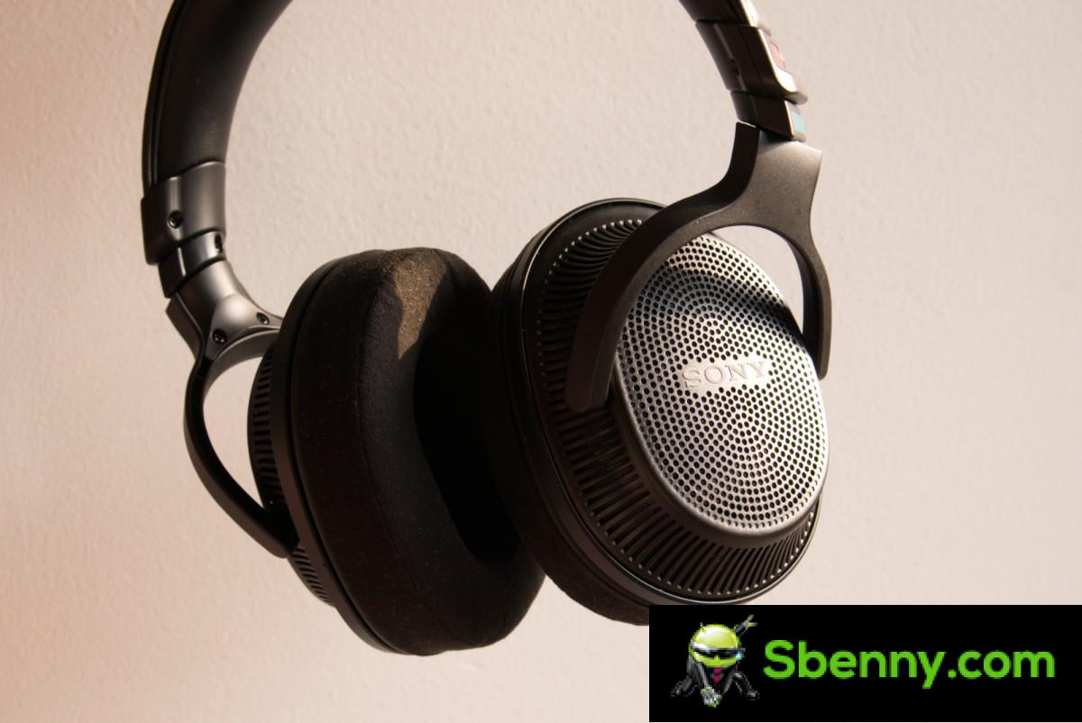 Sony MDR-MV1 headphones review