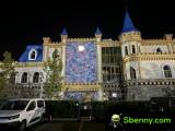 iPhone 15 Pro Max: 1x - f/1.8, ISO 1600, 1/9s - iPhone 15 Pro Max Review vs.  Galaxy S23 Ultra