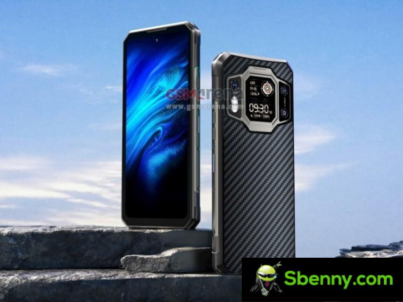 Here is the Oukitel WP30 Pro with dual display, 11,000 mAh battery and 120 W charging