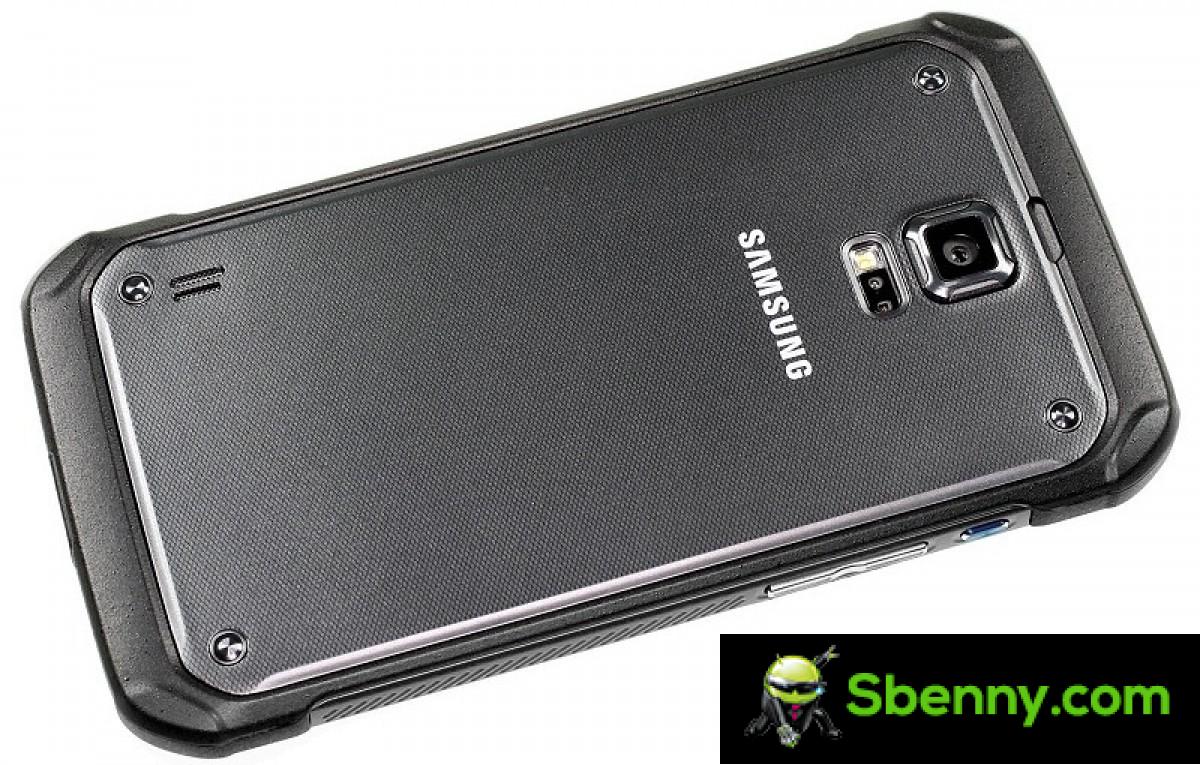 The Samsung Galaxy S5 Active looked the part