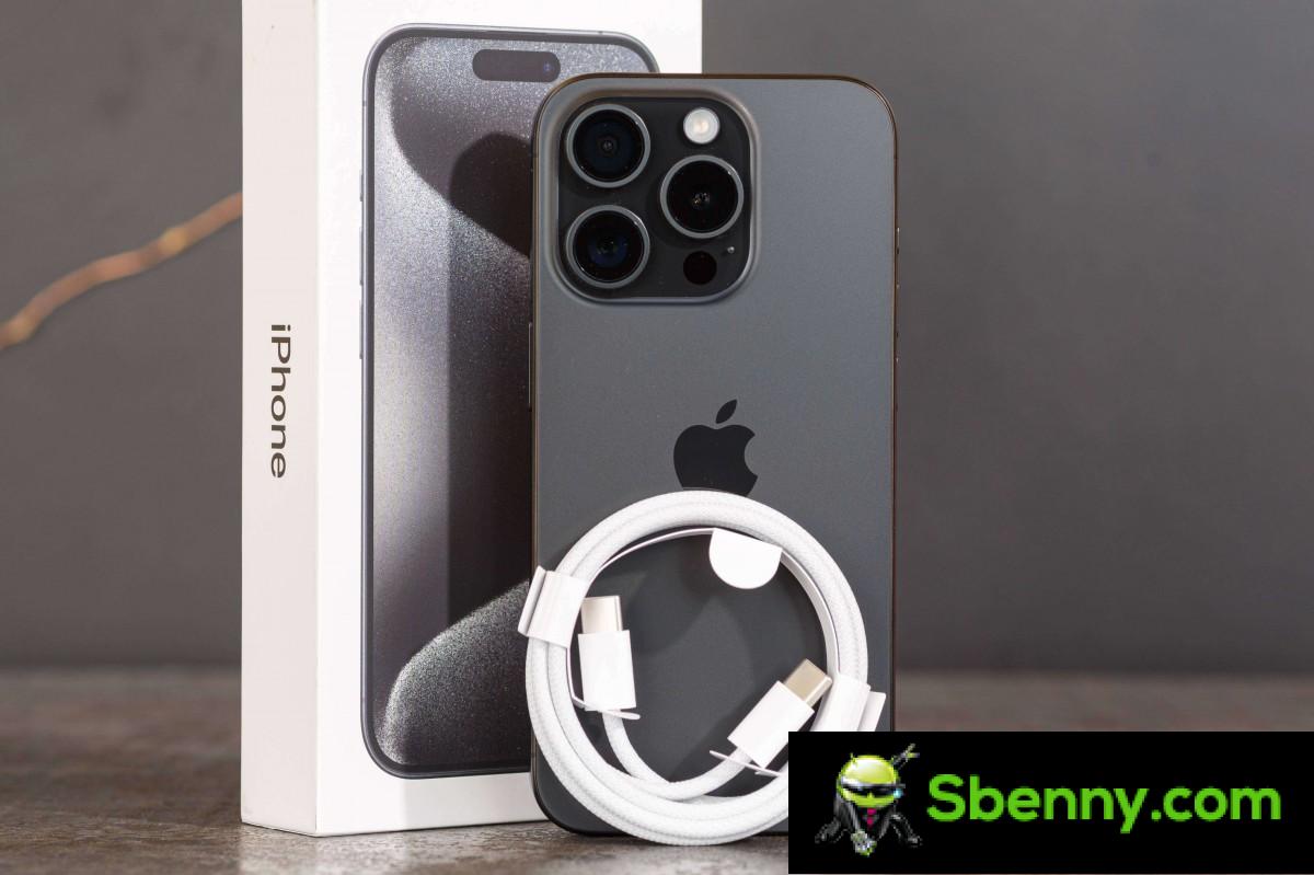 Apple has developed a new in-store device for wireless software updates