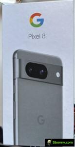 Photo of a Pixel 8 box from a previous leak