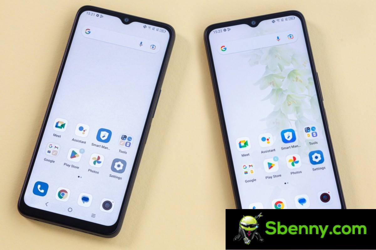 Unboxing of TCL 40 NxtPaper 5G