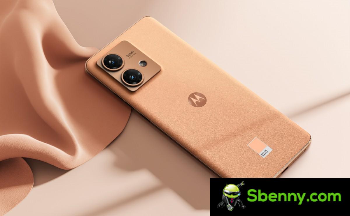 Motorola Edge 40 Neo peach color Fuzz