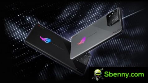 Display and back of the Asus ROG Phone 8