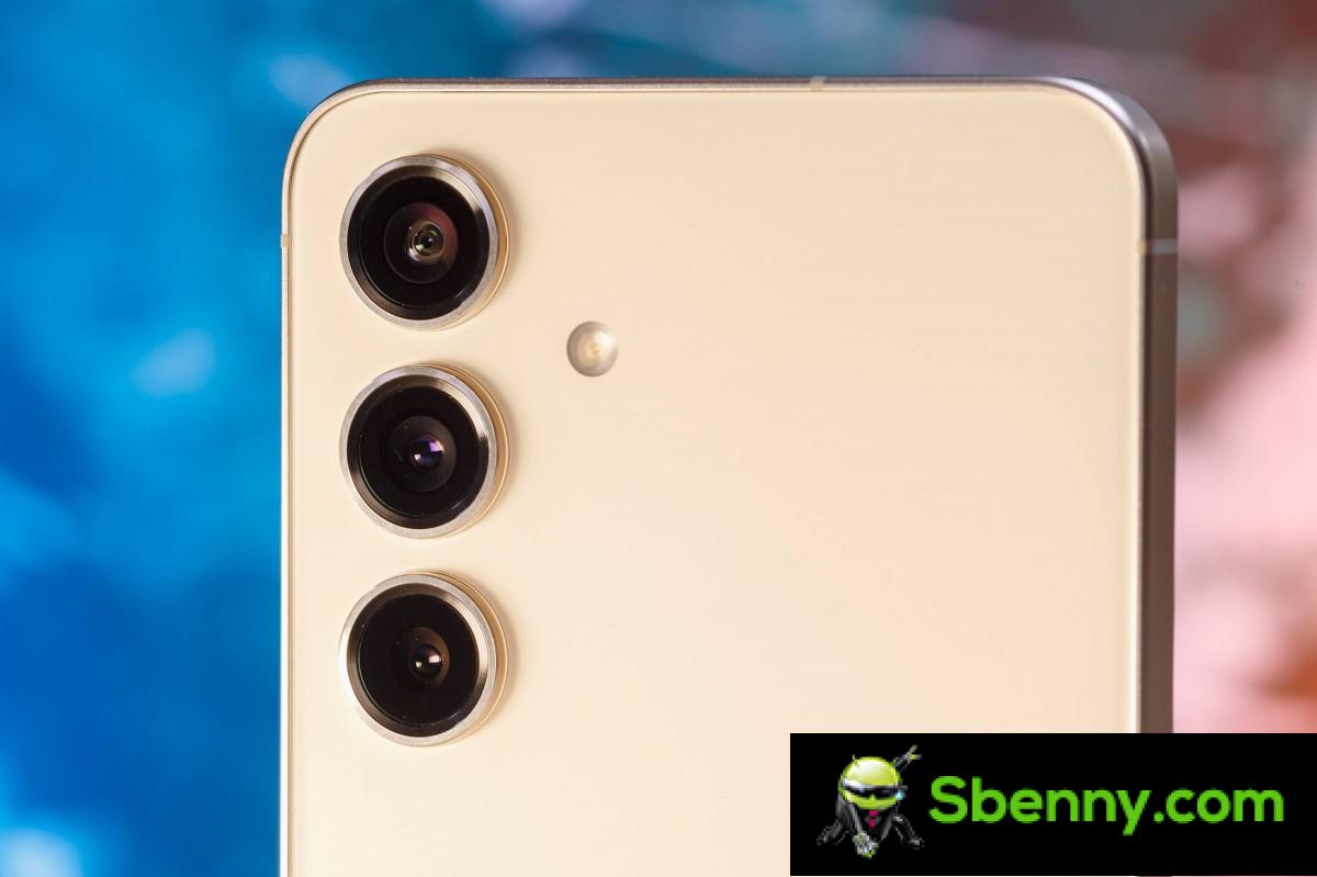 Samsung is working on a camera update for the Galaxy S24