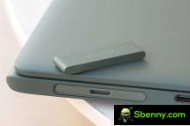The ingenious magnetic mechanism to hide the camera