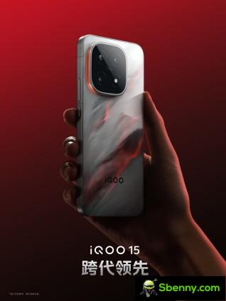 Model that changes the color of IQOO 15