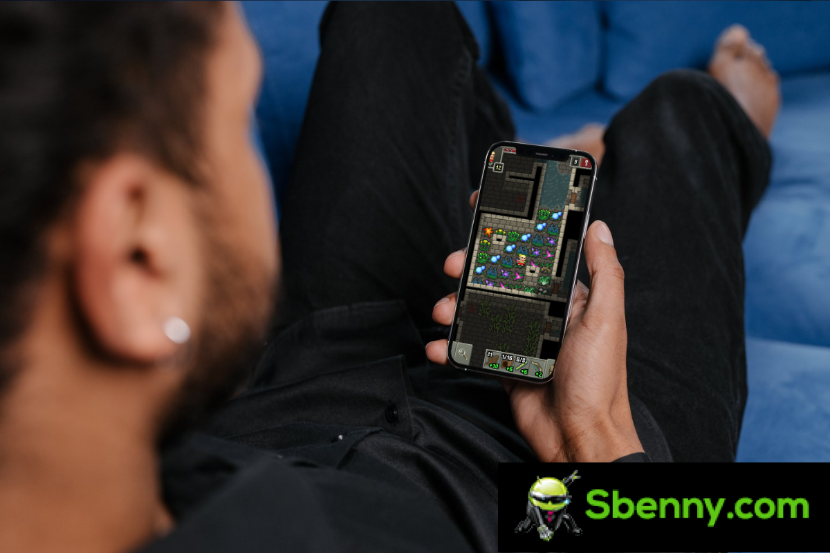 Play Shattered Pixel Dungeon