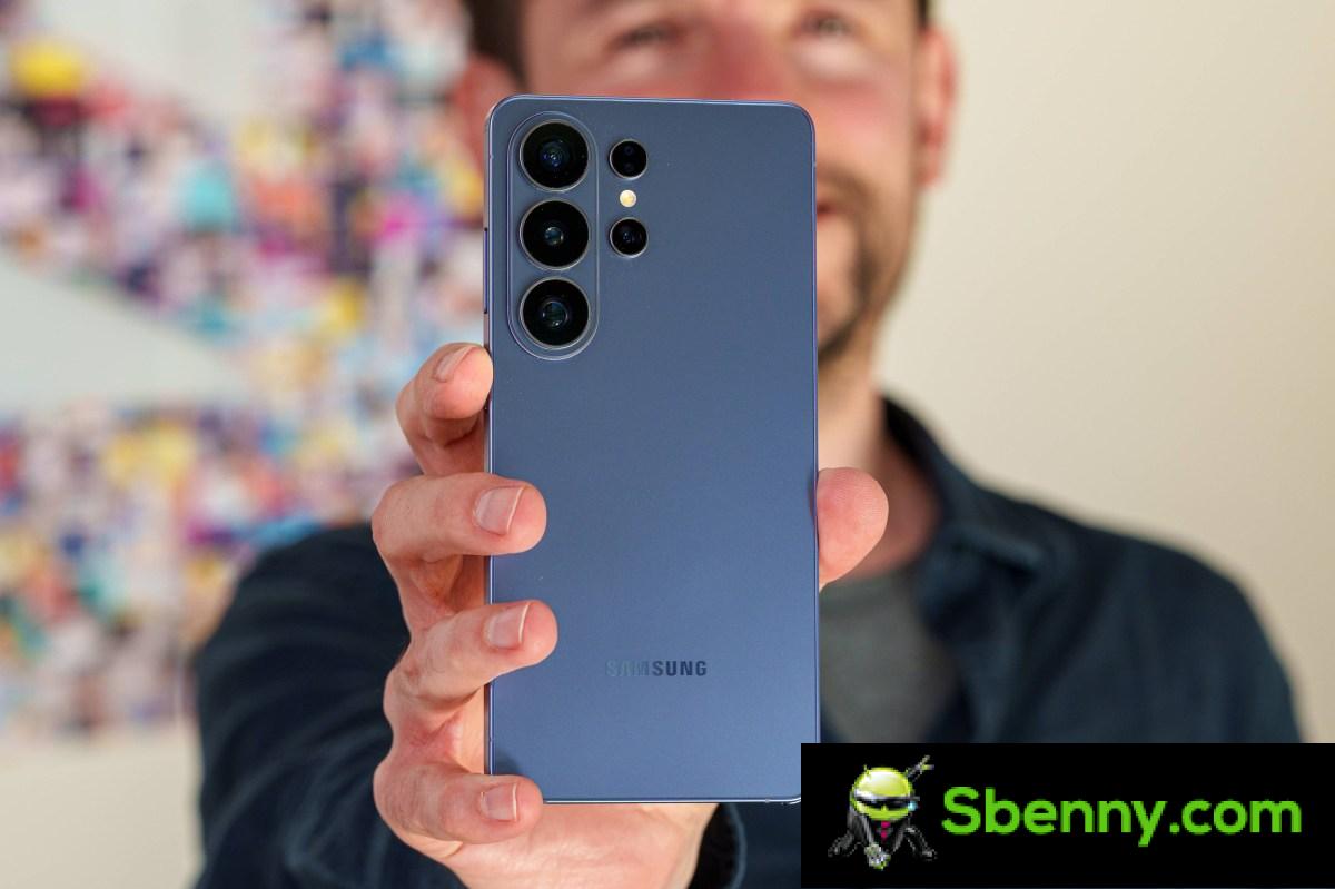 The updated Galaxy Enhance-X app can now edit videos and documents