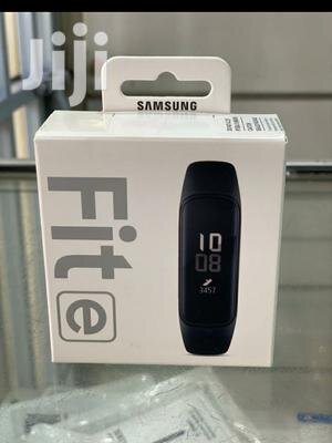 Samsung Galaxy Fit E Box.jpg